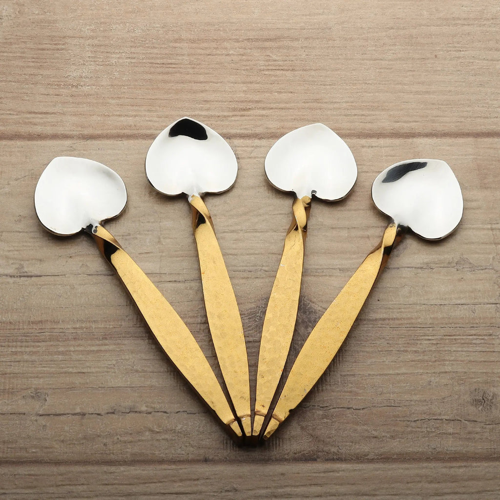 TWISTED URBAN HEART SPOON 4 PC. SET